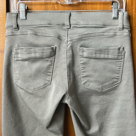 Ladies Democracy Pants - Picture 10 of 11